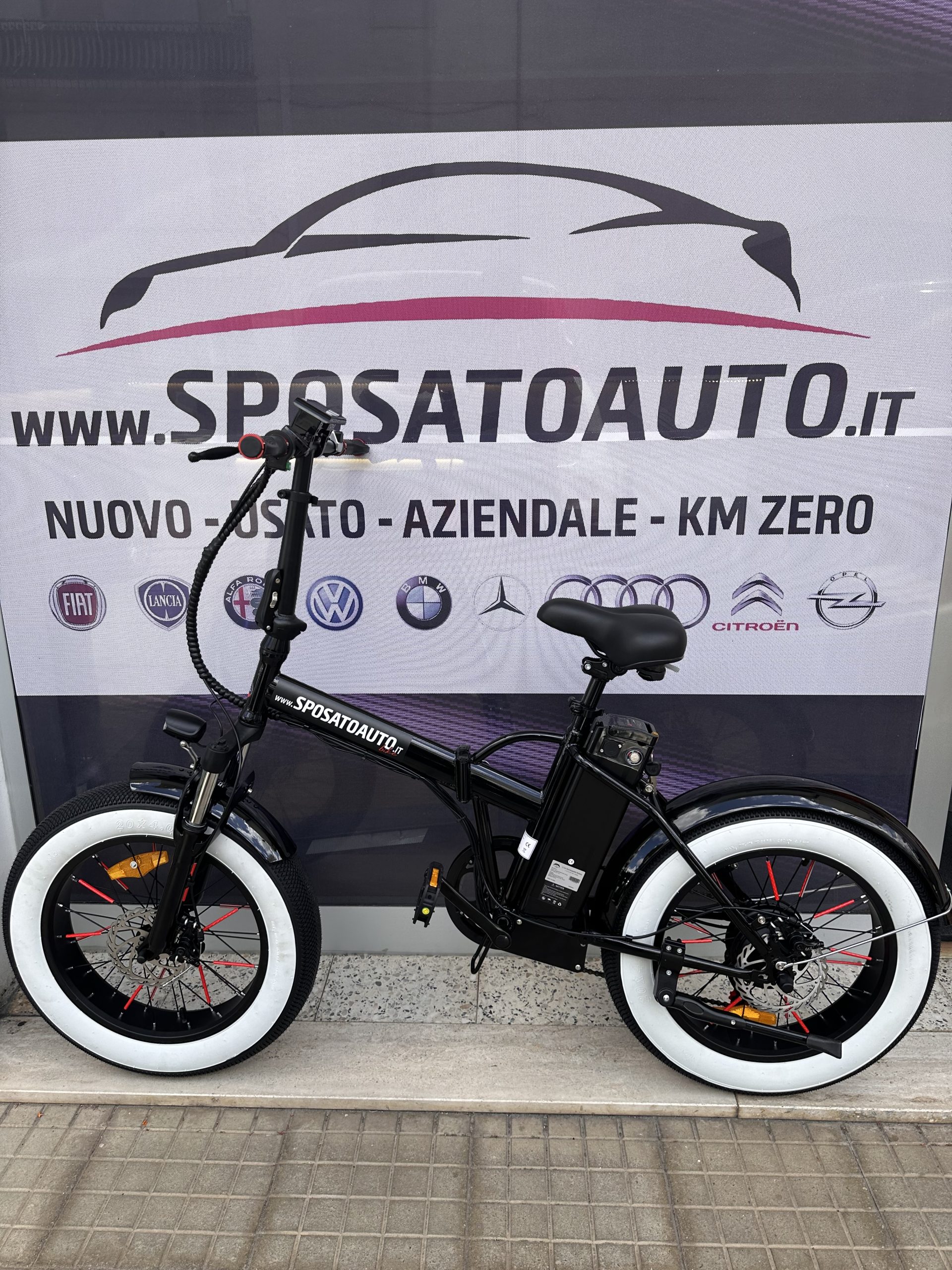 FAT BIKE ELETTRICA PIEGHEVOLE TELAIO DRITTO 250w