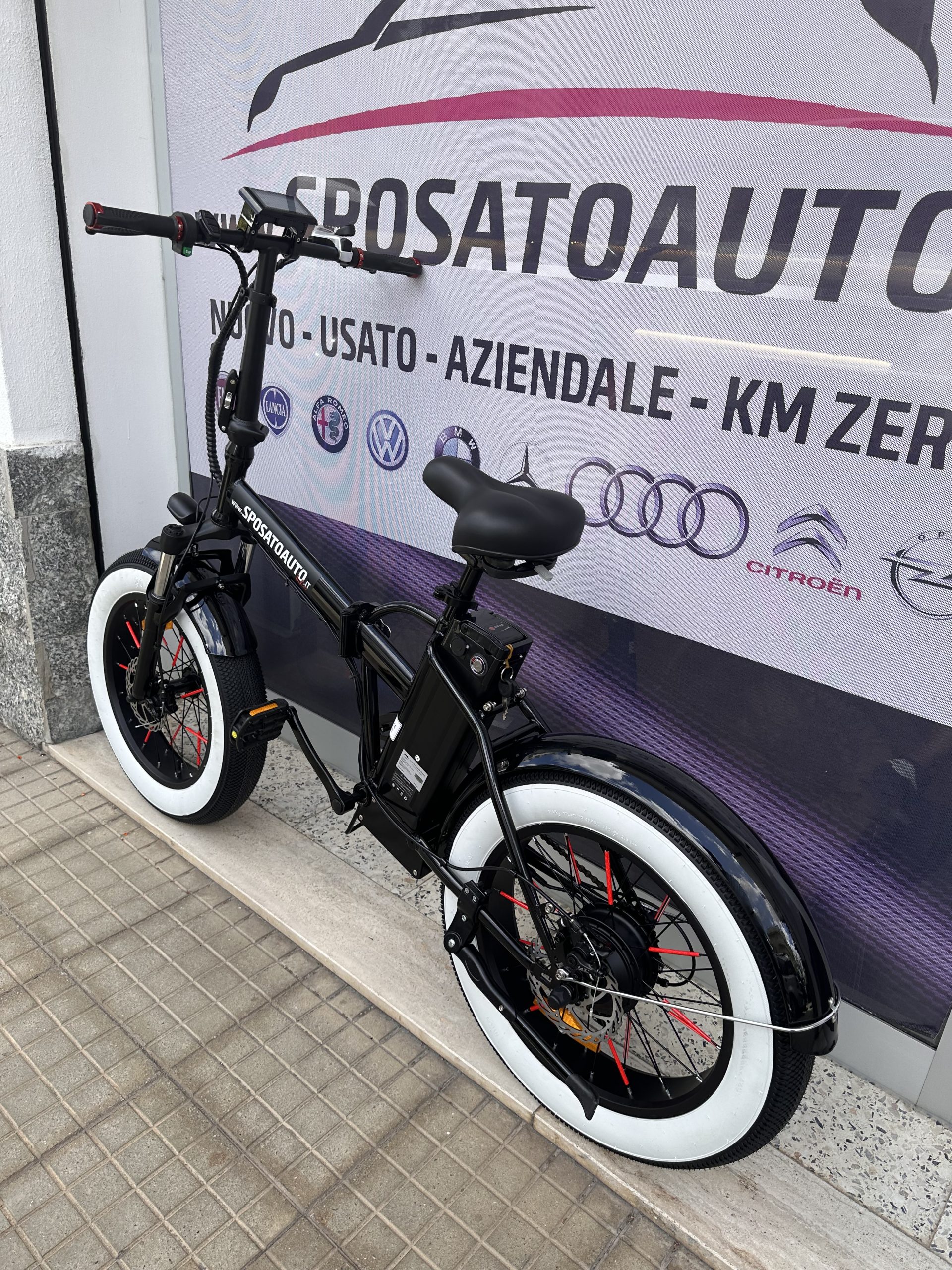 FAT BIKE ELETTRICA PIEGHEVOLE TELAIO DRITTO 250w - immagine 3