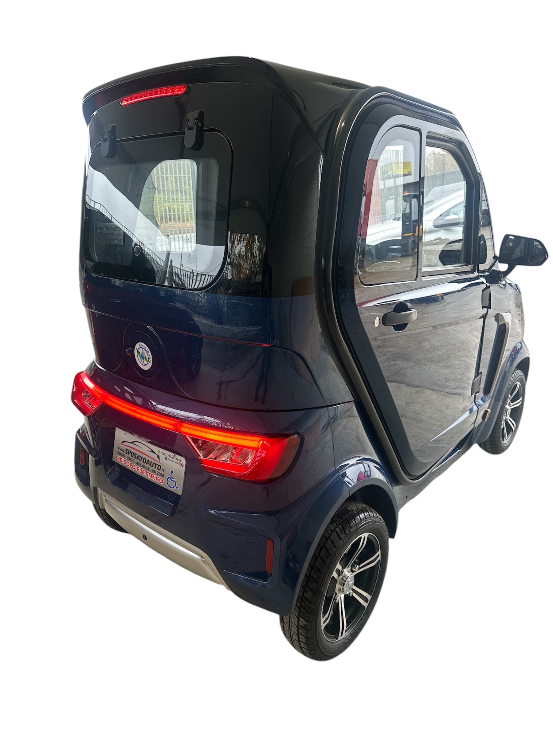CABINATO PER DISABILI MOB 50 Volante Blu - immagine 4