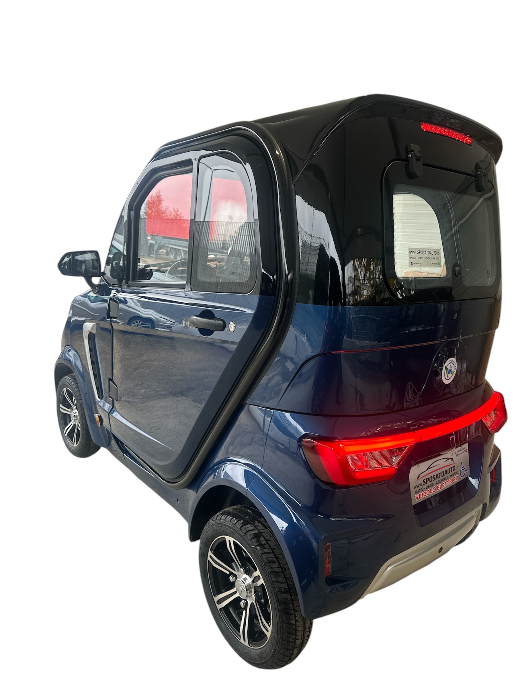 CABINATO PER DISABILI MOB 50 Volante Blu - immagine 6